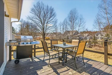 681 Colonial Drive Hartford VT 05001