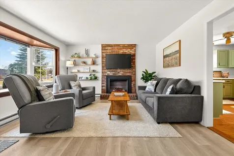 681 Colonial Drive Hartford VT 05001