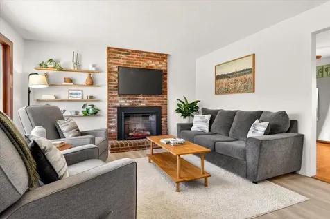 681 Colonial Drive Hartford VT 05001
