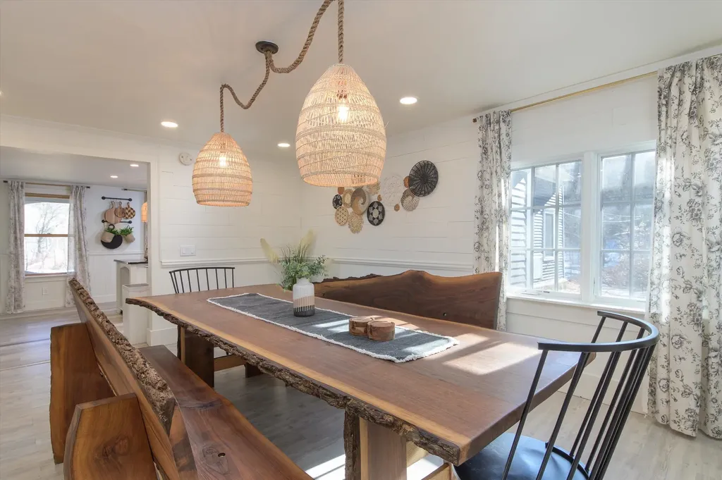 5 William Mundell Road Newfane VT 05362