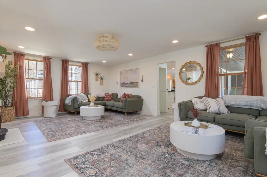 5 William Mundell Road Newfane VT 05362