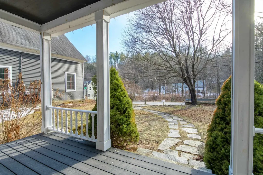 5 William Mundell Road Newfane VT 05362