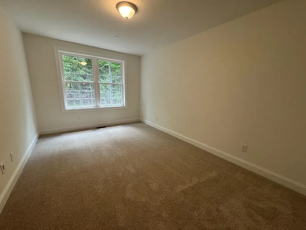 67 Lantern Drive Sandown NH 03873