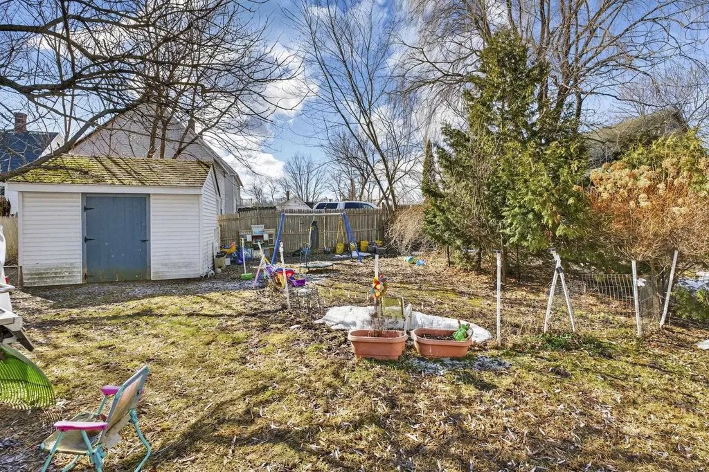 11-13 Jackson Street Hillsborough NH 03244