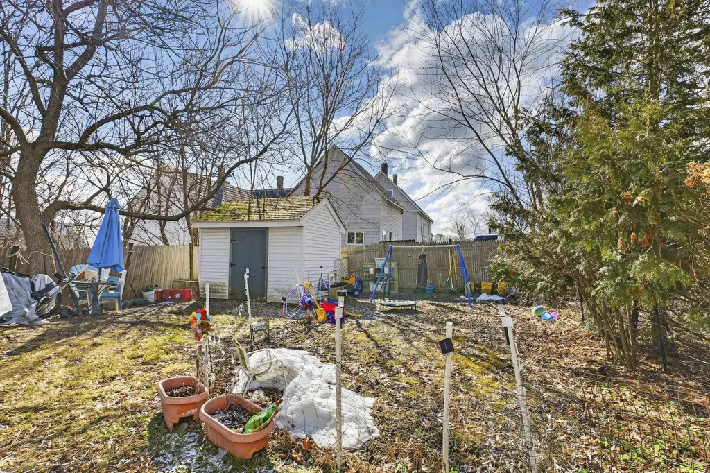 11-13 Jackson Street Hillsborough NH 03244