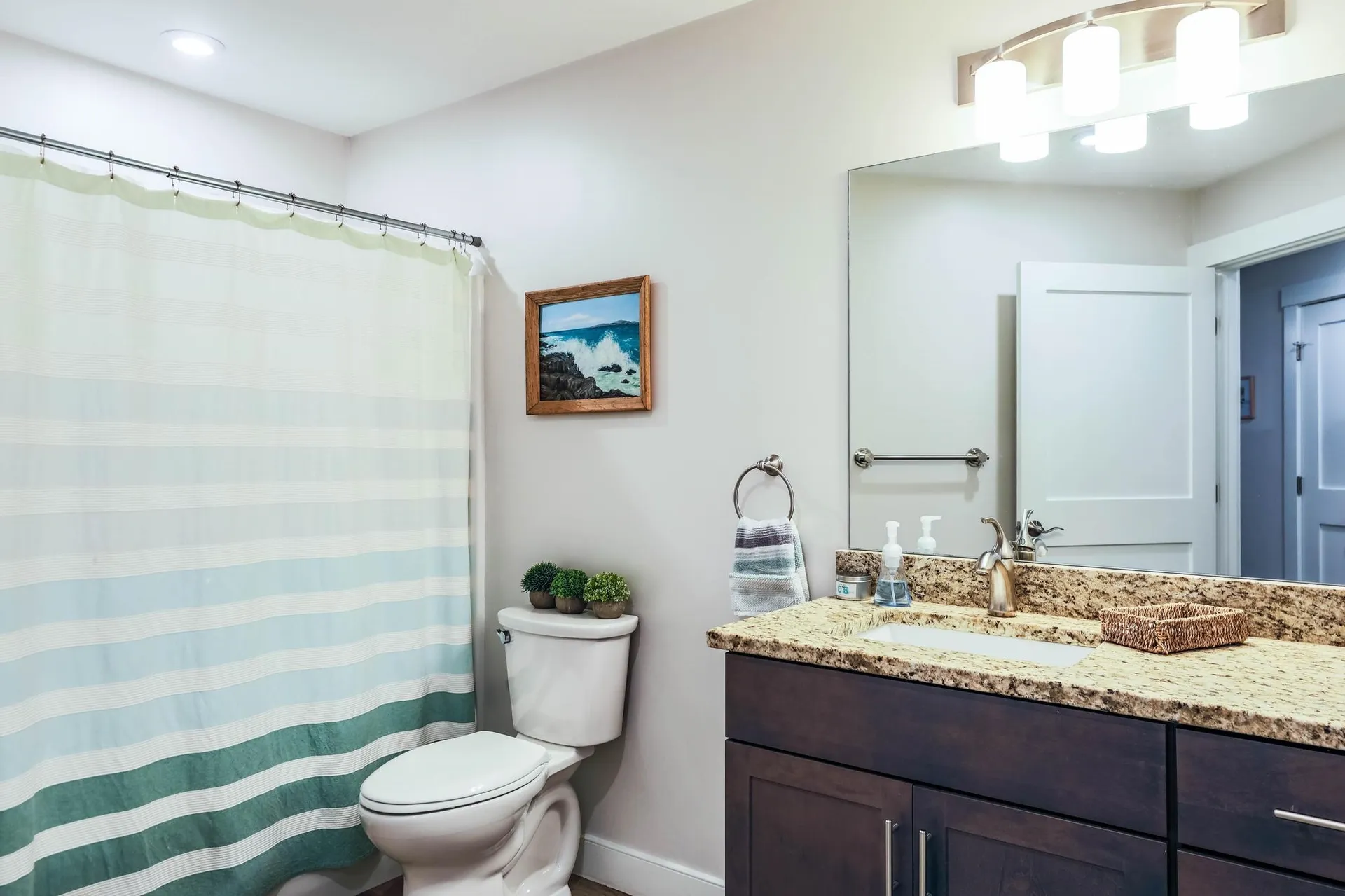 2075 Lafayette Road Portsmouth NH 03801