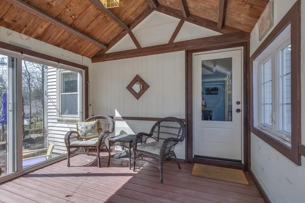 82 Penacook Road Hopkinton NH 03229