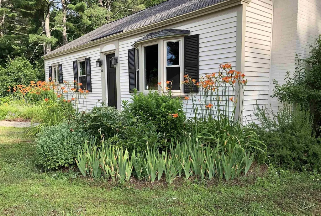 82 Penacook Road Hopkinton NH 03229