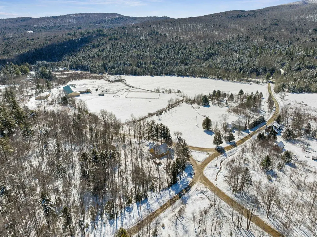 4020 North Fayston Road Fayston VT 05660