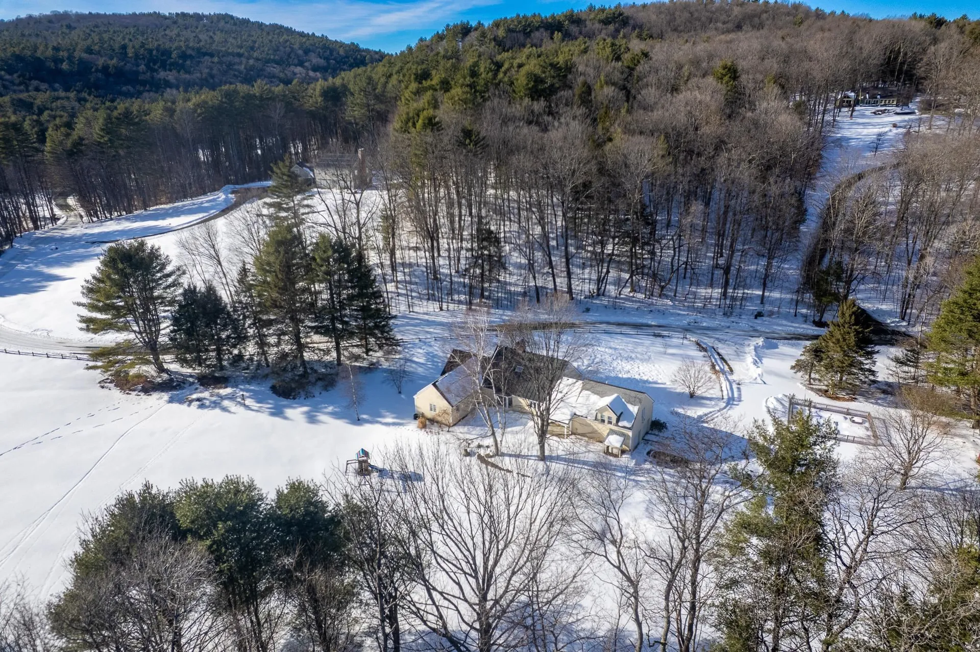 710 Meadowland Farms Road Hartford VT 05059