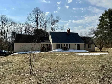 710 Meadowland Farms Road Hartford VT 05059