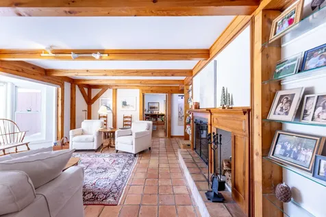 710 Meadowland Farms Road Hartford VT 05059