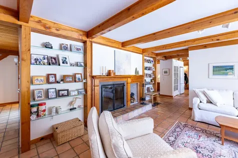 710 Meadowland Farms Road Hartford VT 05059