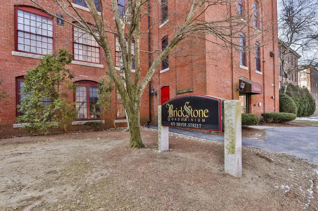 471 Silver Street Manchester NH 03103