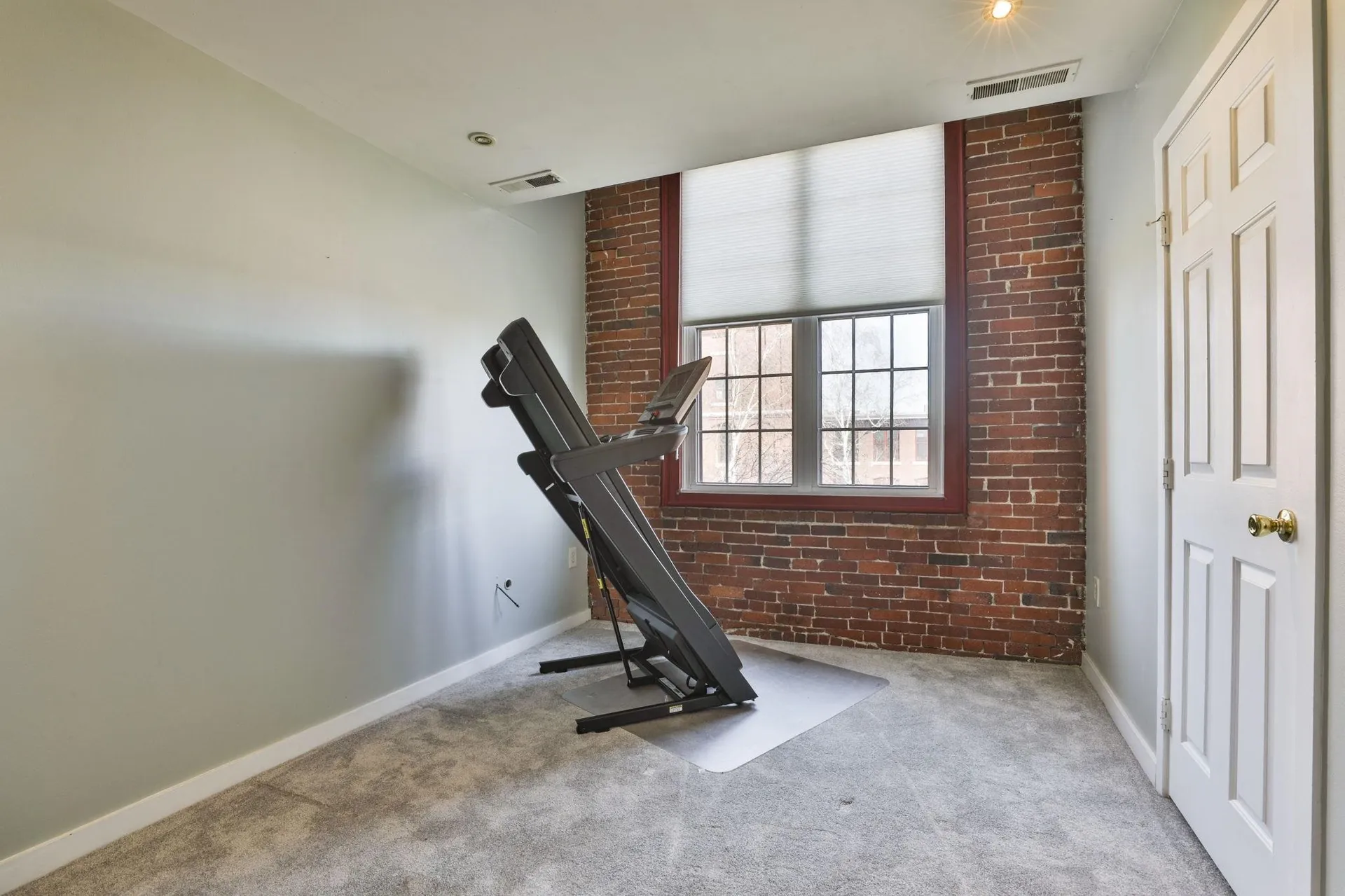 471 Silver Street Manchester NH 03103