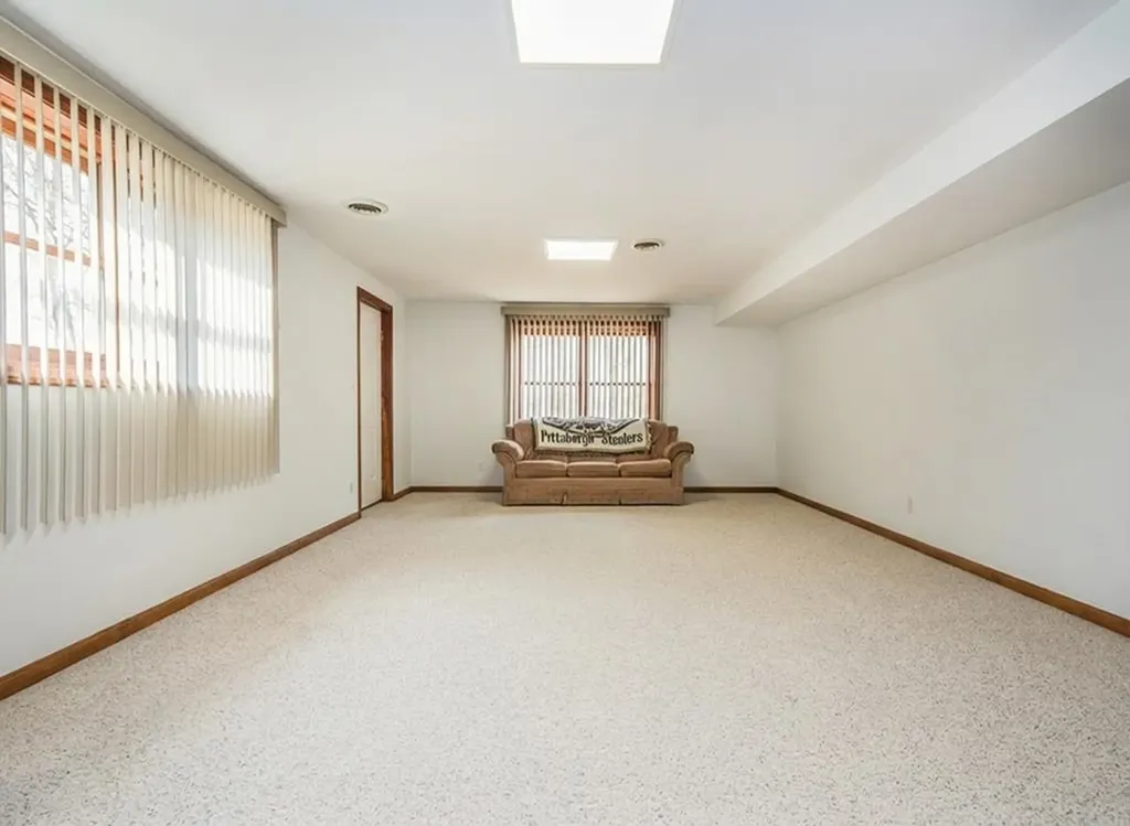 2 Sonia Drive Rutland City VT 05701