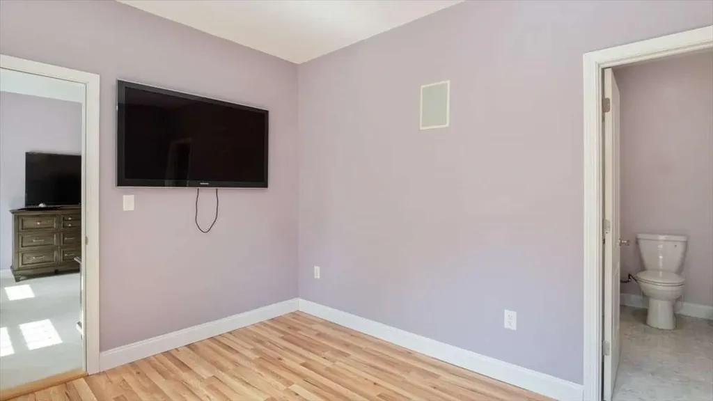 16 Horseshoe Road Windham NH 03087