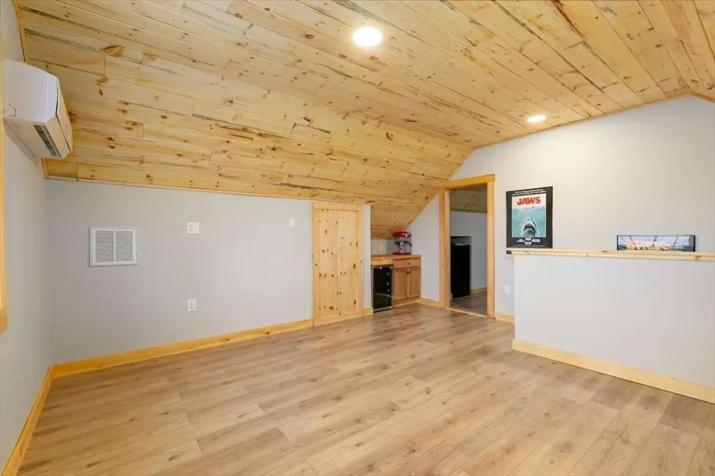 16 Horseshoe Road Windham NH 03087