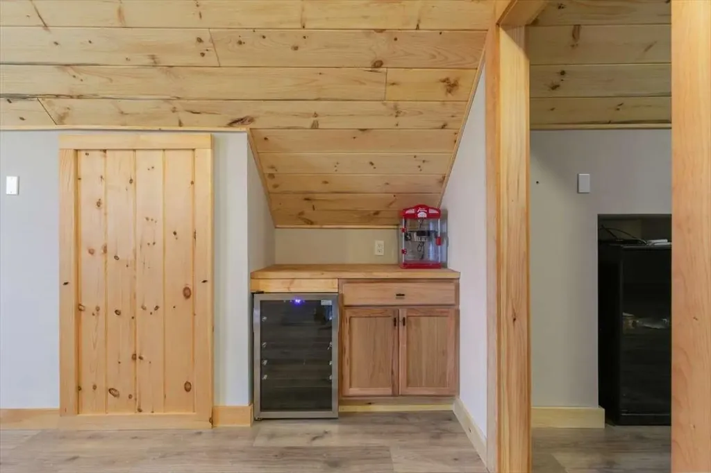 16 Horseshoe Road Windham NH 03087