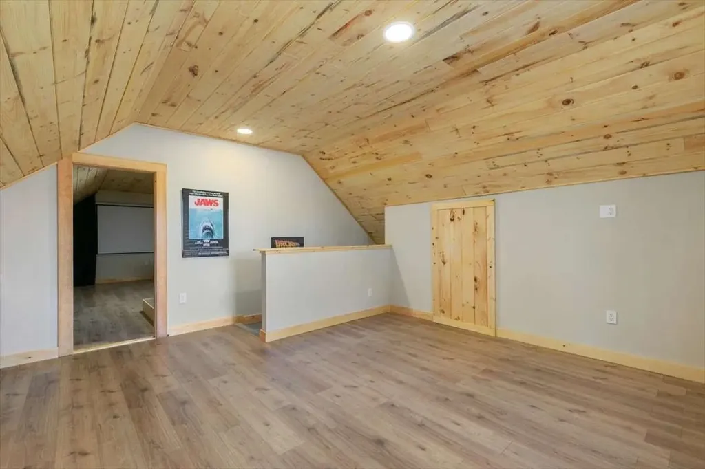 16 Horseshoe Road Windham NH 03087