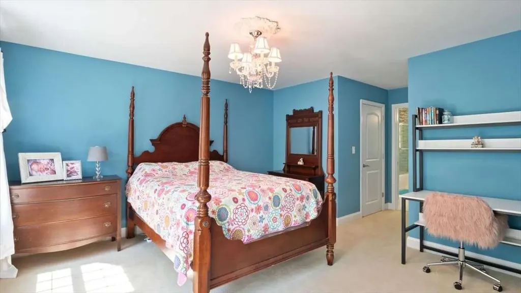 16 Horseshoe Road Windham NH 03087