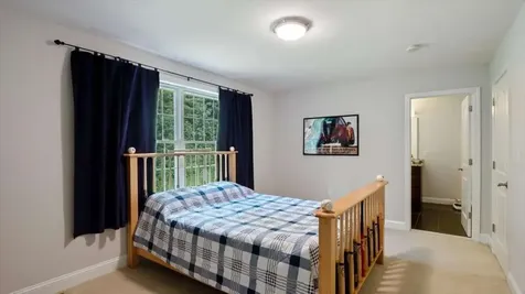 16 Horseshoe Road Windham NH 03087