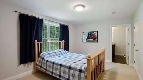 16 Horseshoe Road Windham NH 03087