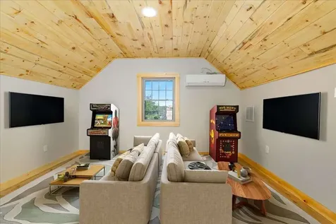 16 Horseshoe Road Windham NH 03087