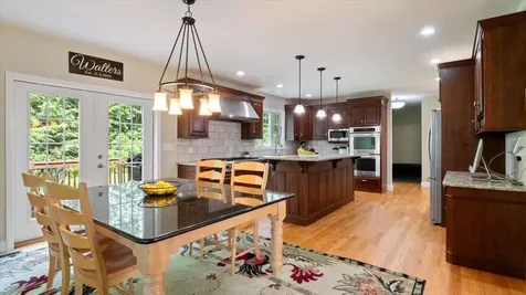 16 Horseshoe Road Windham NH 03087