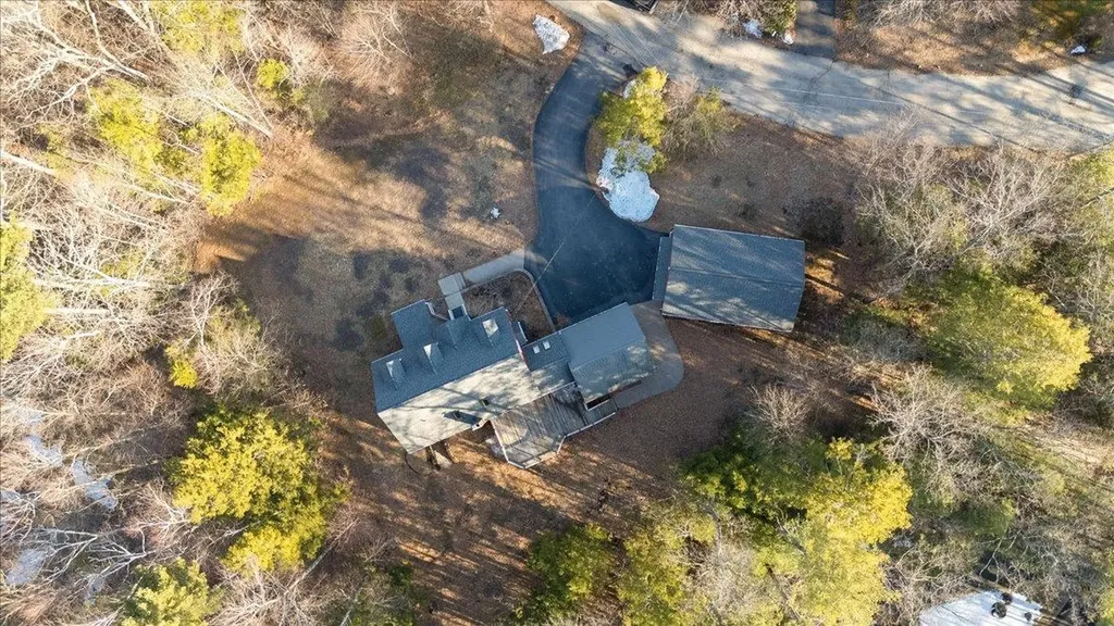 24 Oak Ridge Road Sandown NH 03873