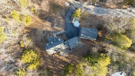 24 Oak Ridge Road Sandown NH 03873