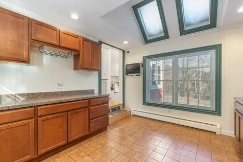 24 Oak Ridge Road Sandown NH 03873