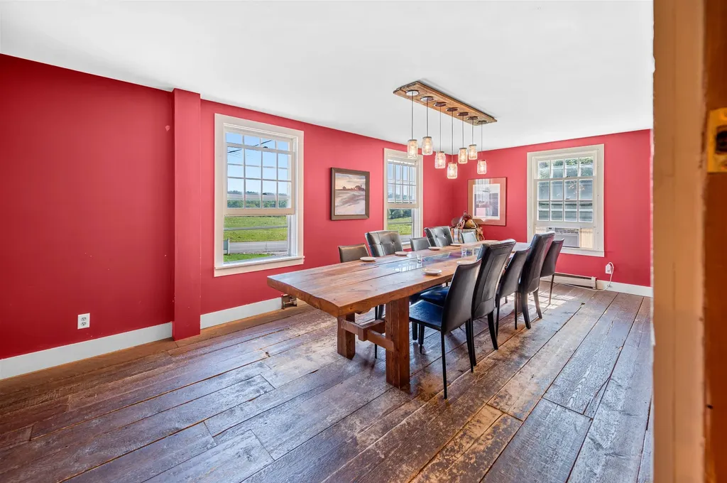 14 Barrows Road Stowe VT 05672