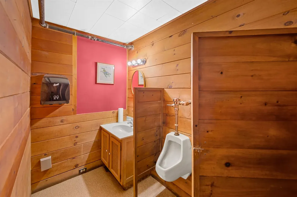 14 Barrows Road Stowe VT 05672