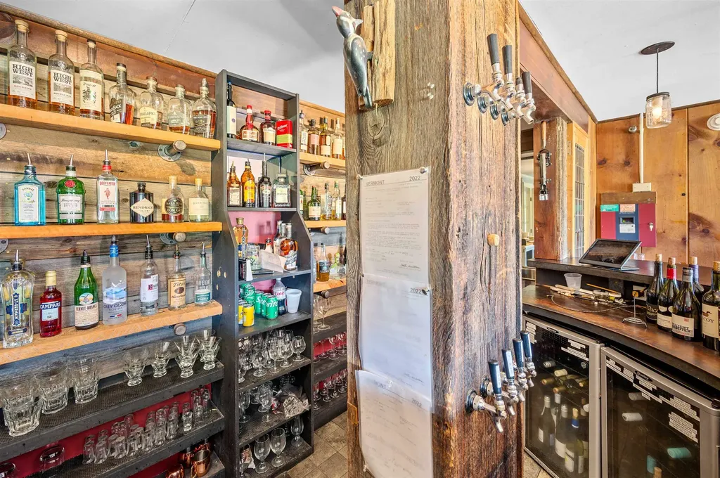 14 Barrows Road Stowe VT 05672