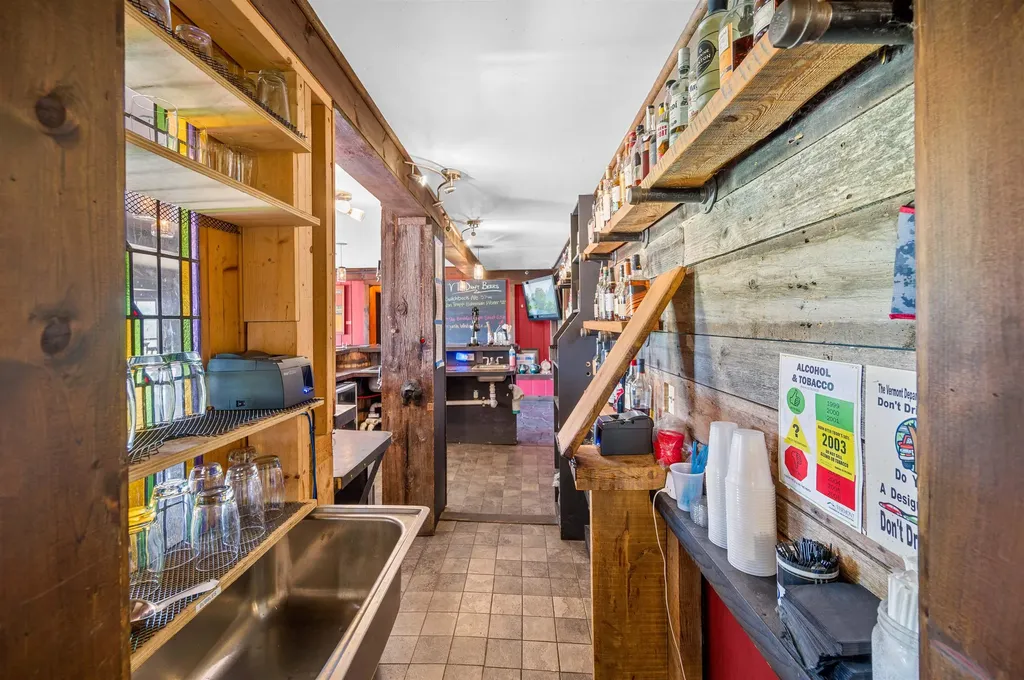 14 Barrows Road Stowe VT 05672