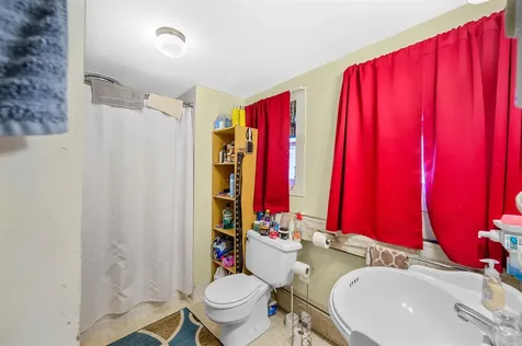 14 Barrows Road Stowe VT 05672