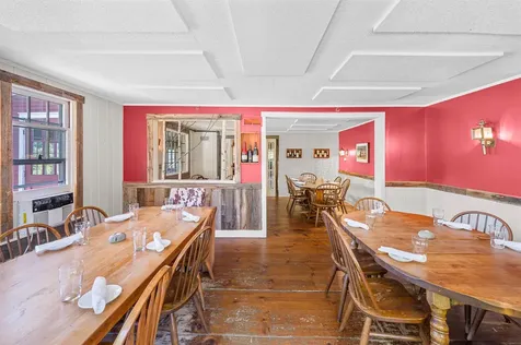 14 Barrows Road Stowe VT 05672