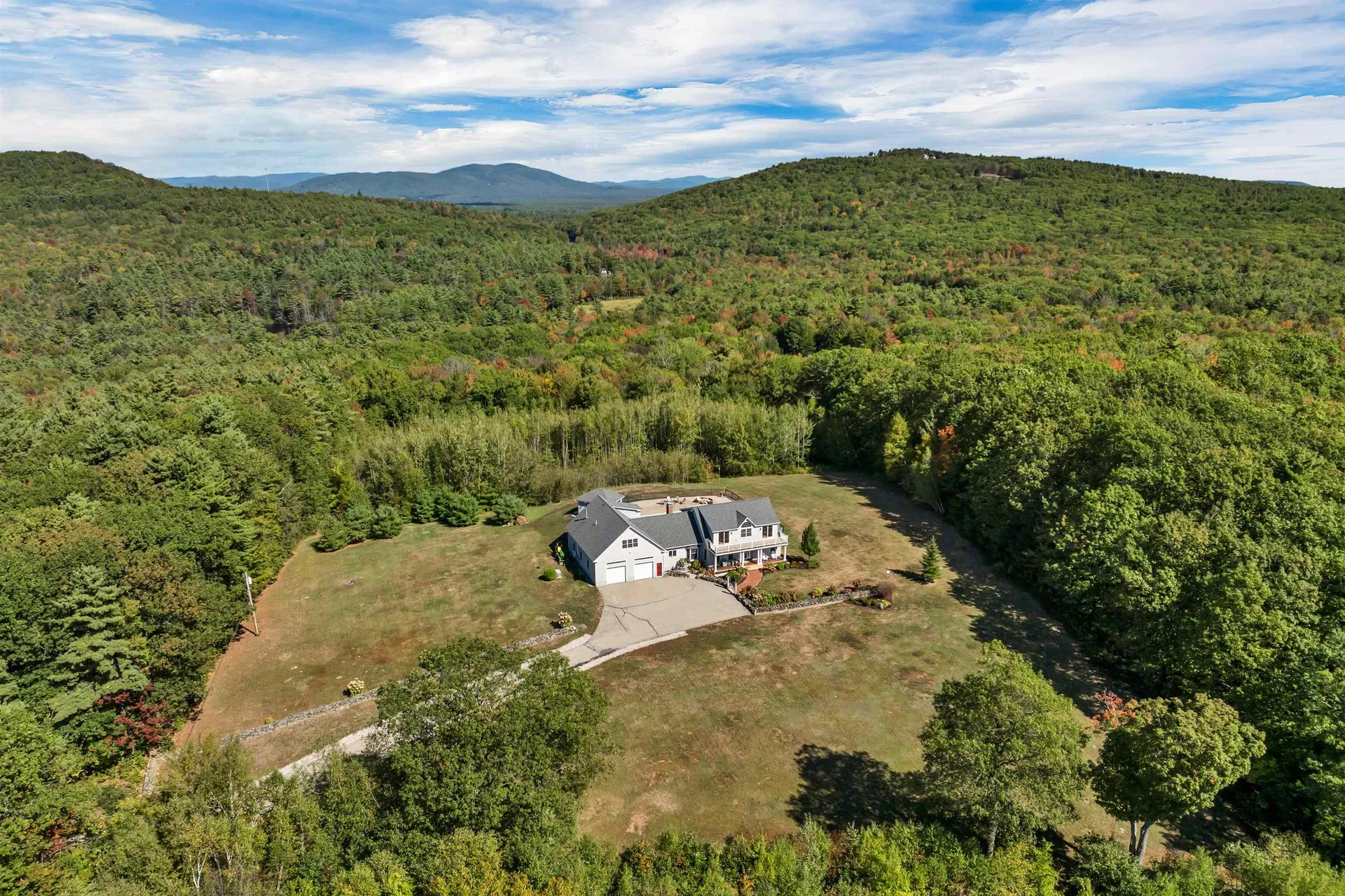 33 Sky Lane Wolfeboro NH 03894