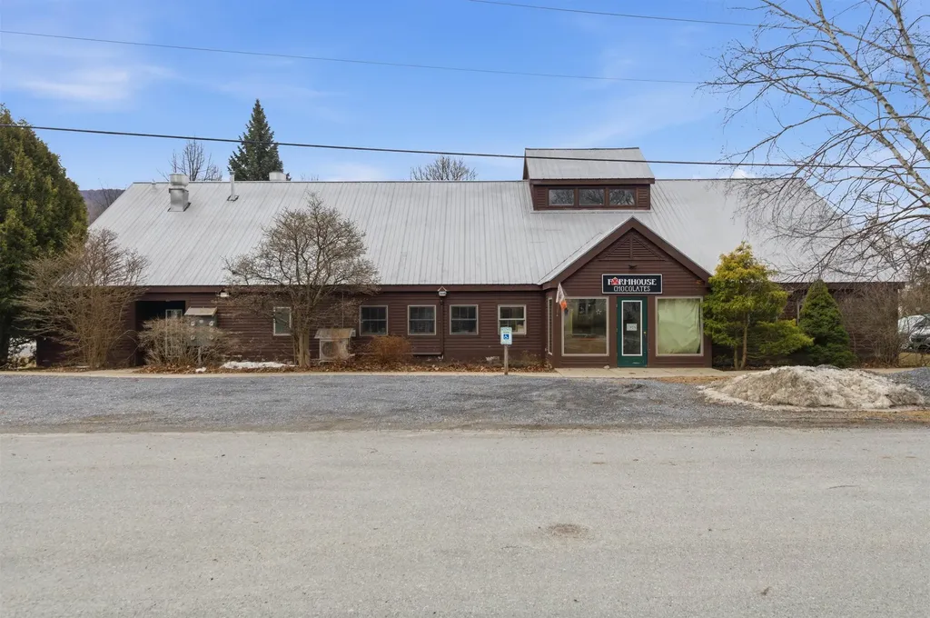 25 Mountain View Street Bristol VT 05443