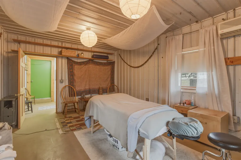 25 Mountain View Street Bristol VT 05443