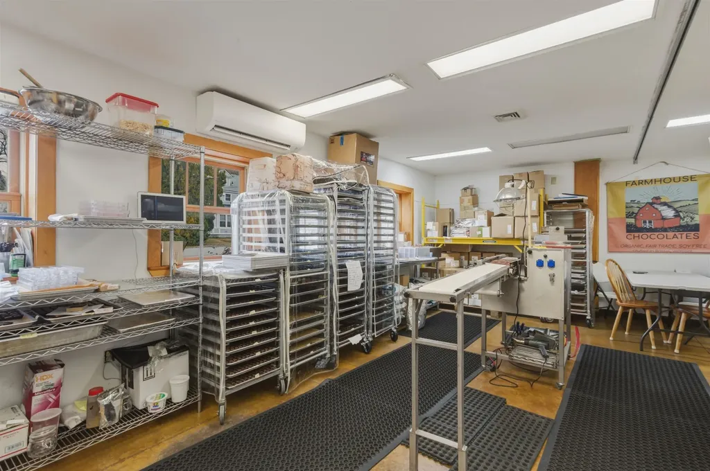 25 Mountain View Street Bristol VT 05443