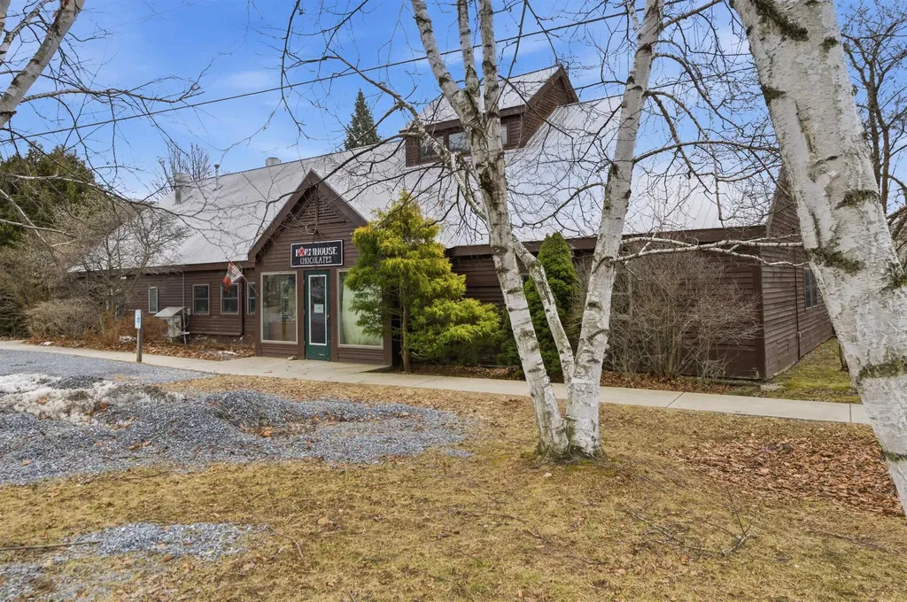 25 Mountain View Street Bristol VT 05443