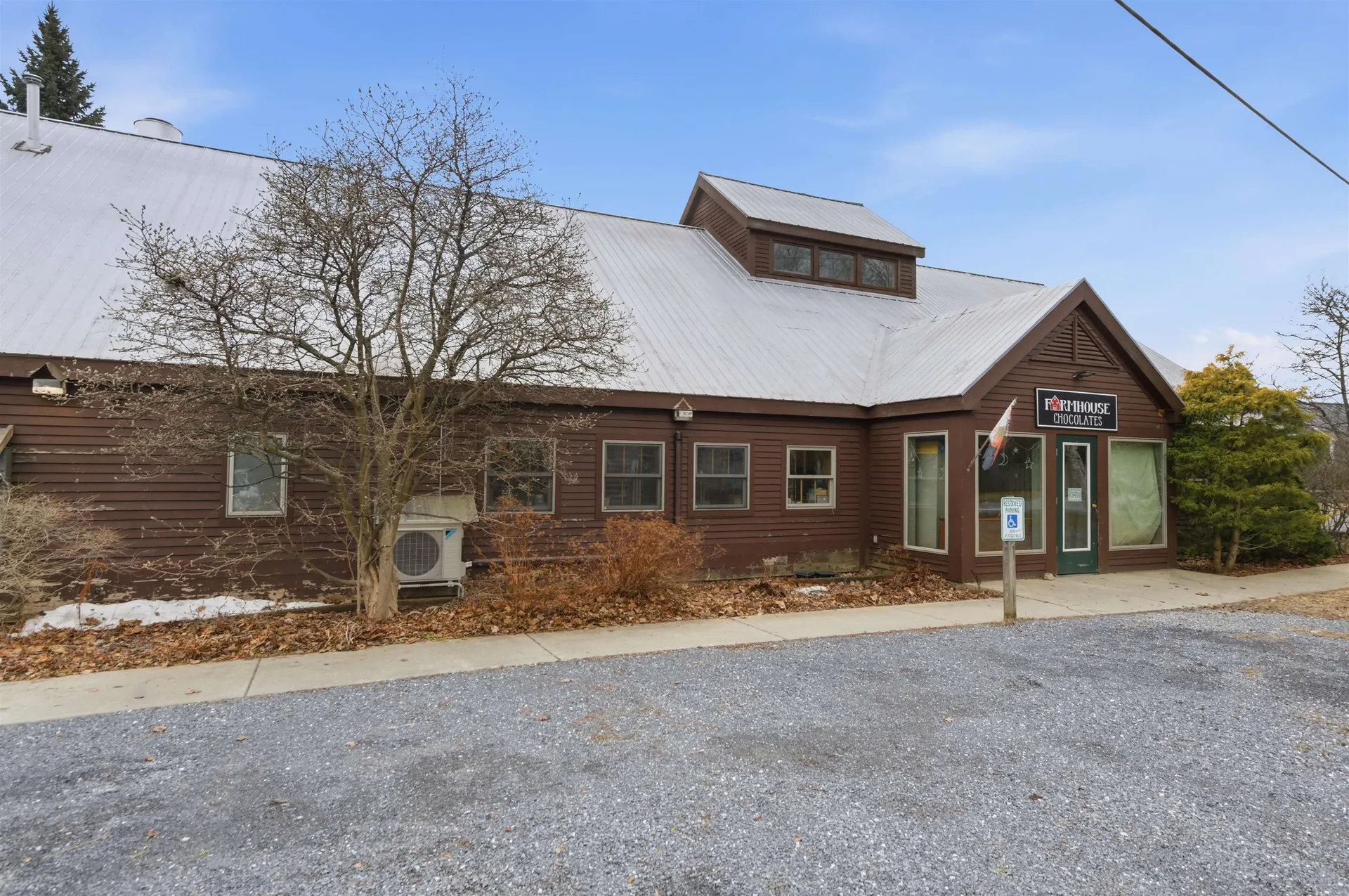 25 Mountain View Street Bristol VT 05443