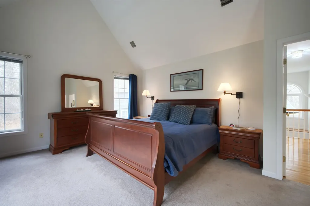 34 Kinloch Drive Stratham NH 03885