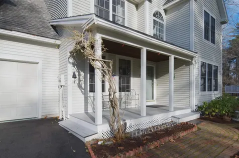 34 Kinloch Drive Stratham NH 03885