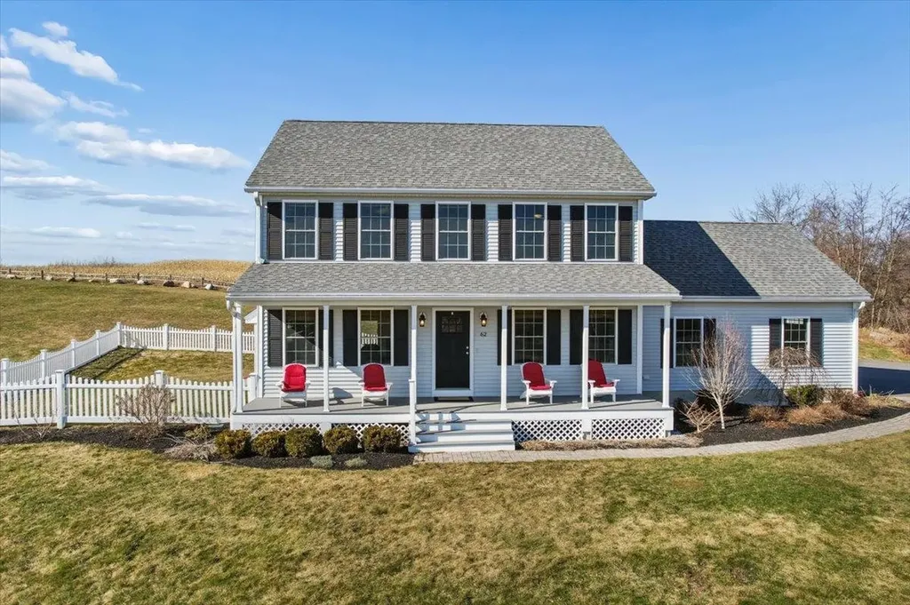 62 Elwood Road Londonderry NH 03053