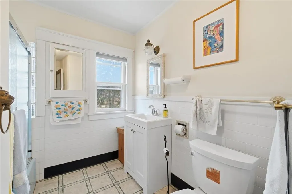 308 College Street Burlington VT 05401