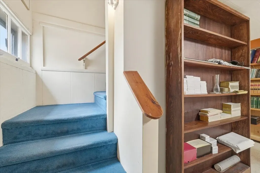 308 College Street Burlington VT 05401