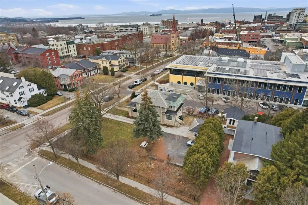 308 College Street Burlington VT 05401